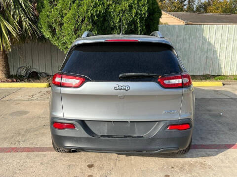 2018 Jeep Cherokee Latitude