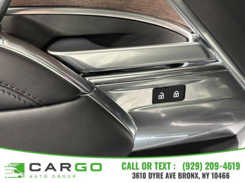 2025 Land Rover Range Rover P400 SE LWB