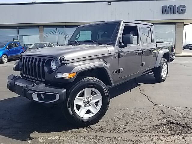Used 2023 Jeep Gladiator Sport S with VIN 1C6HJTAGXPL506979 for sale in Bellefontaine, OH