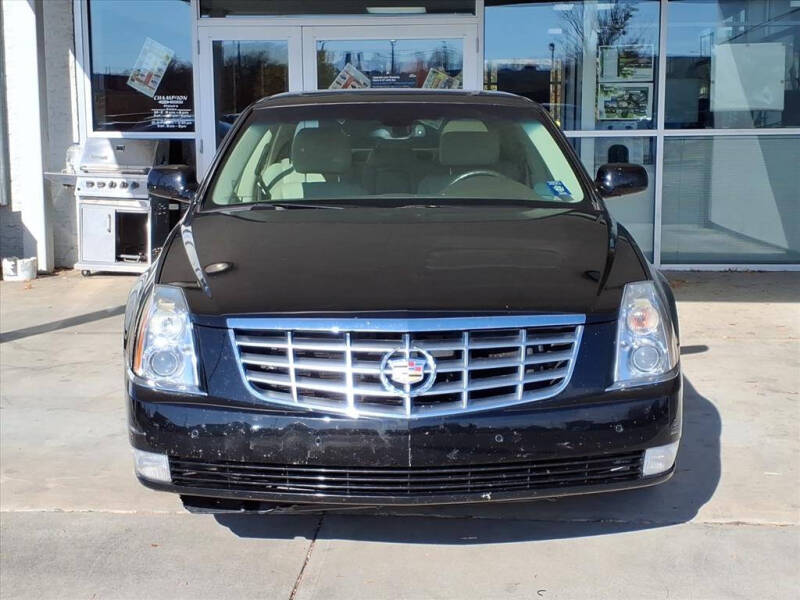 2010 Cadillac DTS Luxury Collection