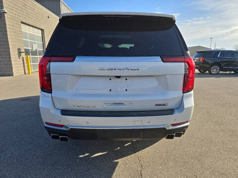 2025 GMC Yukon Denali