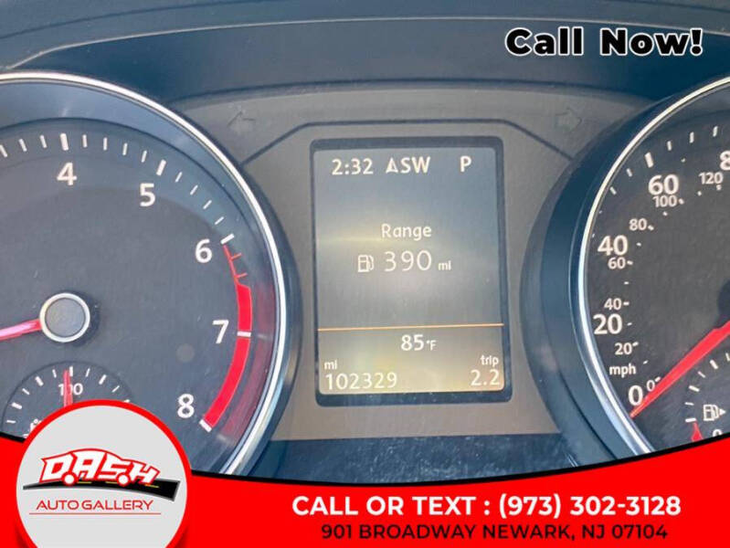 2017 Volkswagen Passat 1.8T SEL Premium