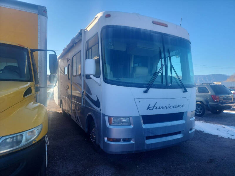 2006 Thor Motor Coach Hurricane