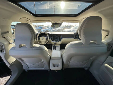 2019 Volvo S60 T5 Momentum