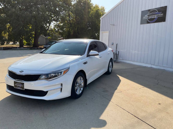 2016 Kia Optima for sale at Auto Connection in Waterloo, IA