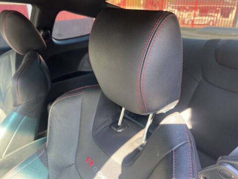 2014 Hyundai Genesis Coupe 2.0T R-Spec