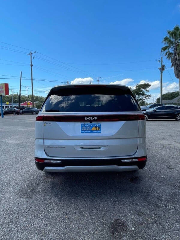 2022 Kia Carnival LX