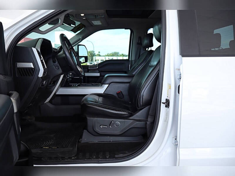 2017 Ford F-350 Super Duty Lariat