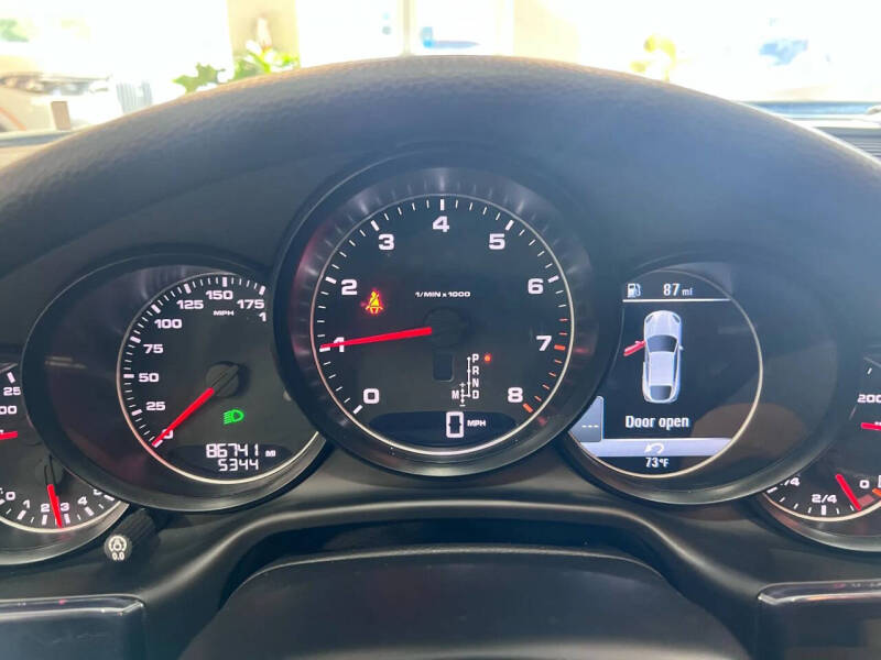 2015 Porsche Panamera