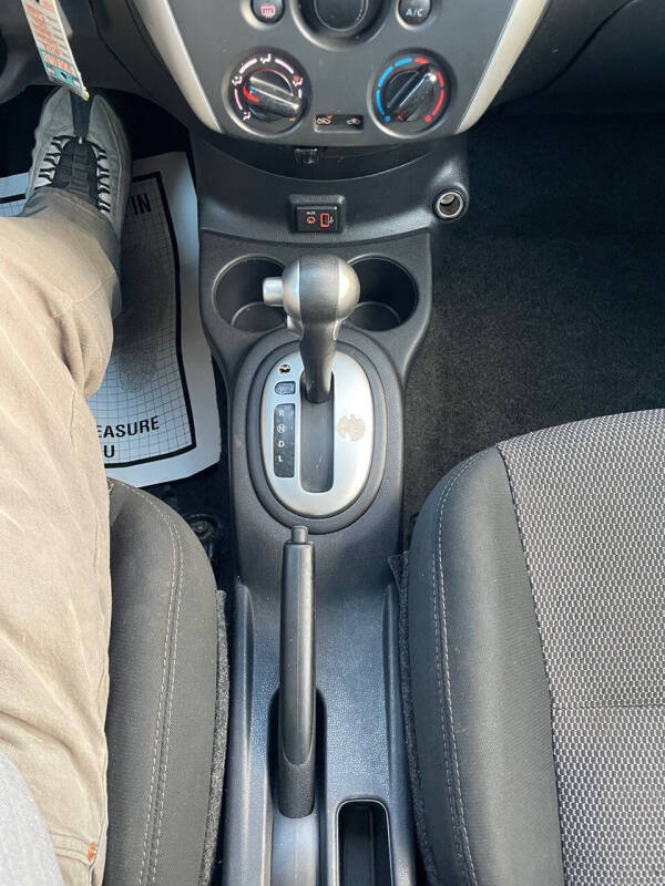 2018 Nissan Versa SV