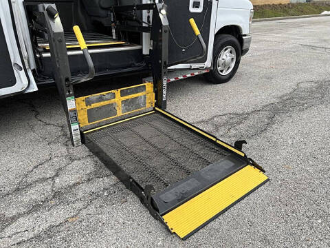 2013 Ford E-Series E-350 SD