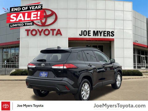 2025 Toyota Corolla Cross LE