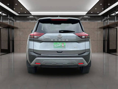 2022 Nissan Rogue SV