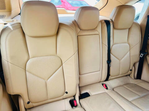 2012 Porsche Cayenne Tiptronic