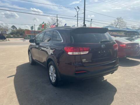 2017 Kia Sorento LX