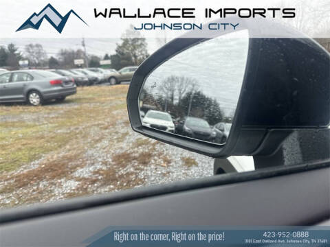 2026 Volkswagen Taos SE Black 4Motion