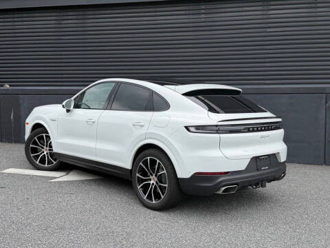 2026 Porsche Cayenne E-Hybrid Coupe