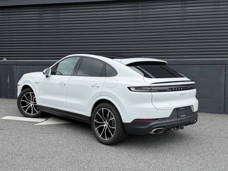 2026 Porsche Cayenne E-Hybrid Coupe