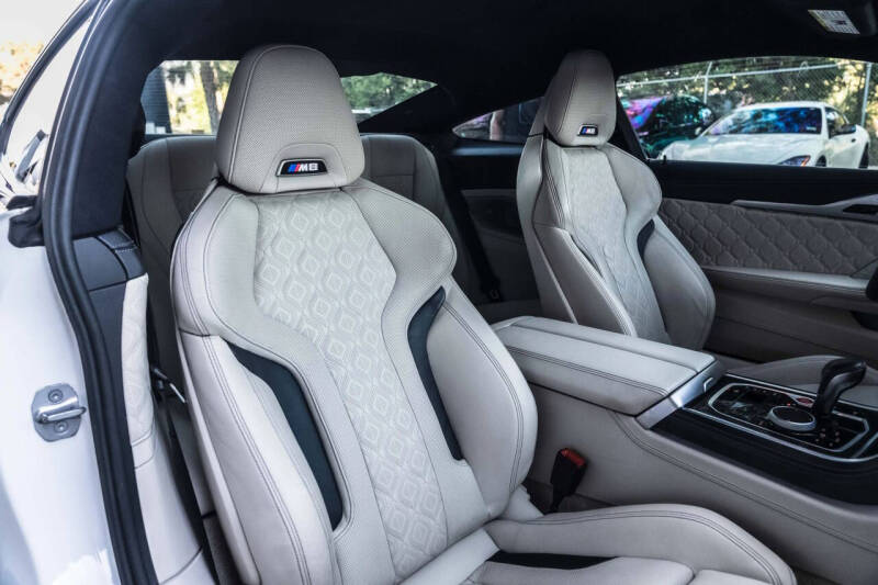 2020 BMW M8
