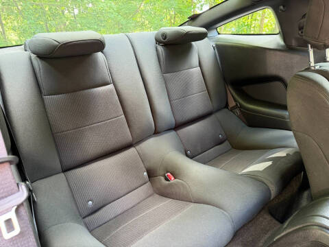 2013 Ford Mustang V6