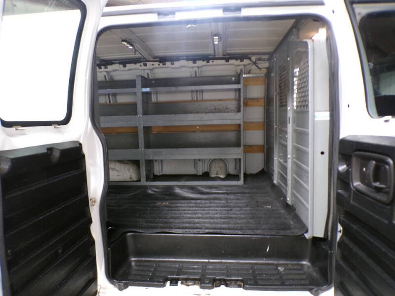 2016 GMC Savana 2500