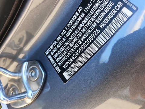 2025 Porsche 911 Carrera