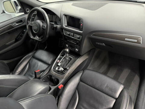 2016 Audi SQ5 3.0T quattro Premium Plus