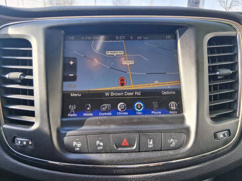 2015 Chrysler 200 C