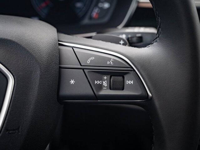 2025 Audi Q3 quattro S line Prem Plus 45 TFSI