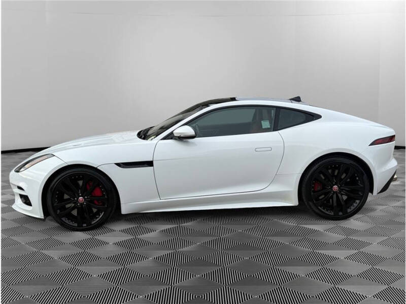 2020 Jaguar F-TYPE R