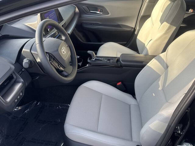 2025 Toyota Prius XLE