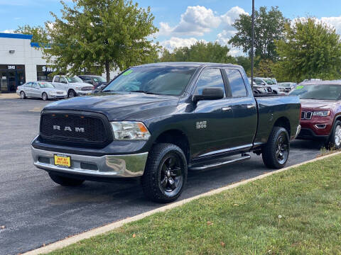 2016 RAM 1500 SLT