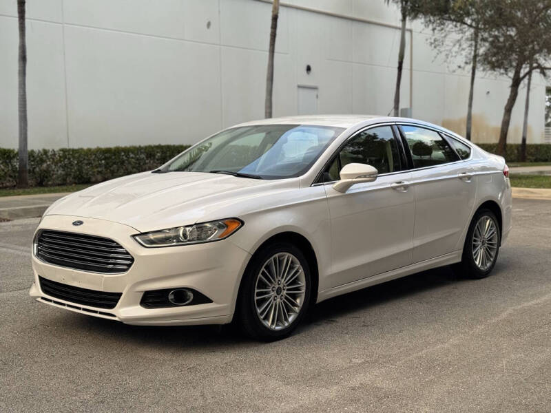 2014 Ford Fusion SE