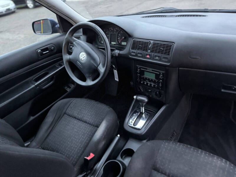 2003 Volkswagen Golf GL