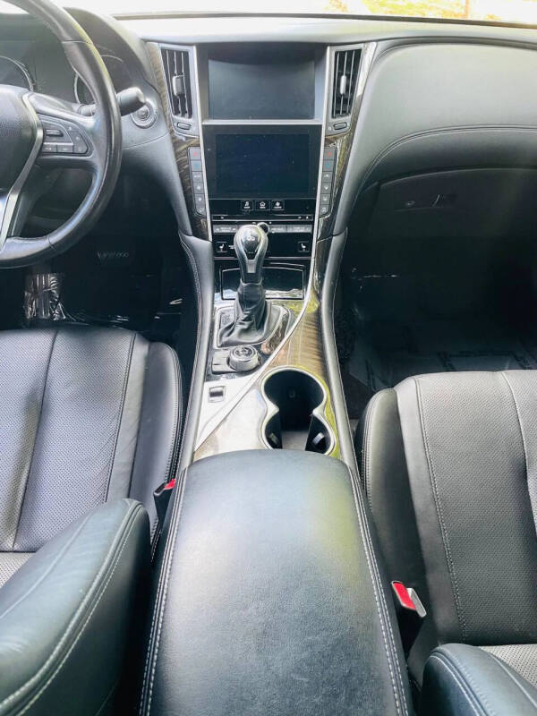 2017 Infiniti Q60 3.0T Premium