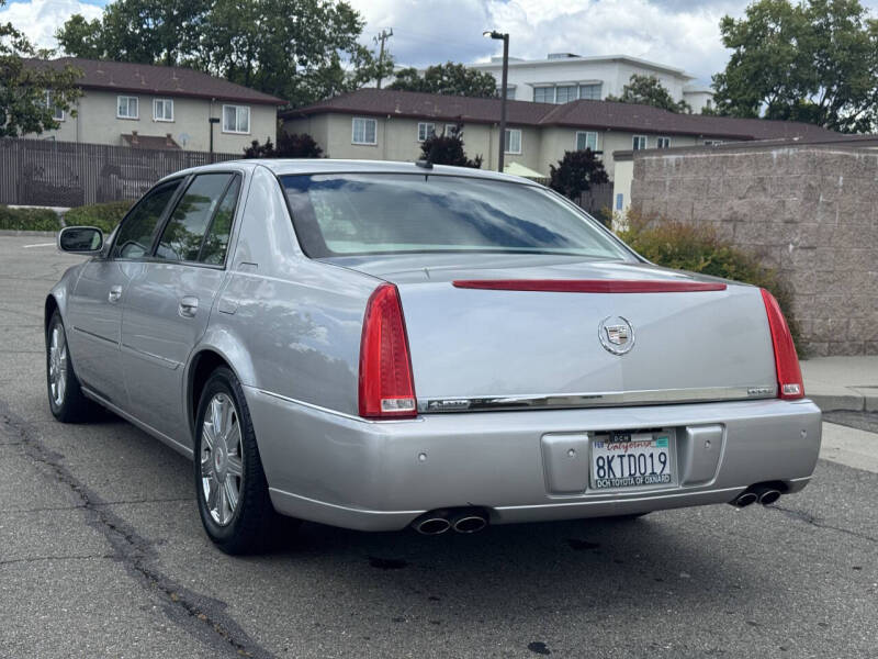 2008 Cadillac DTS