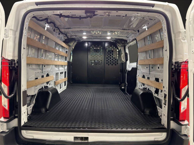 2025 Ford Transit