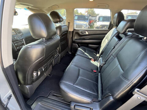 2013 Nissan Pathfinder SL