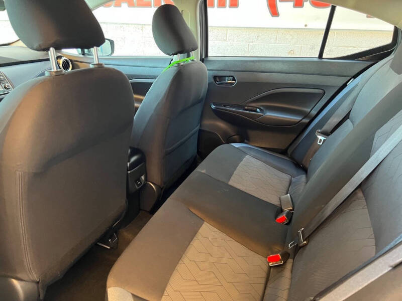 2023 Nissan Versa SV