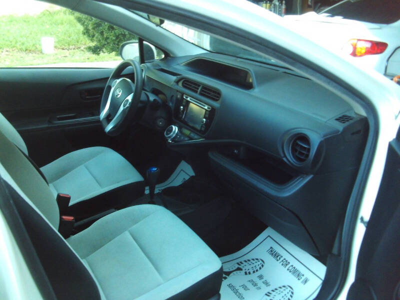 2015 Toyota Prius c One