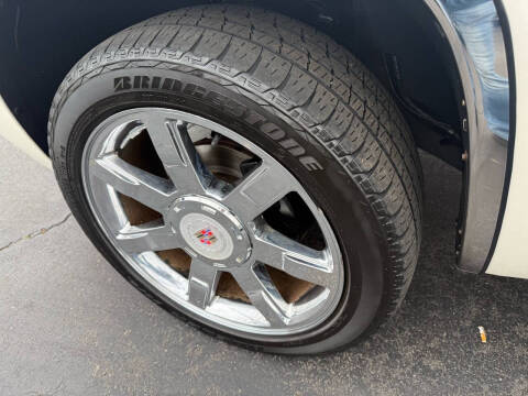 2011 Cadillac Escalade Premium