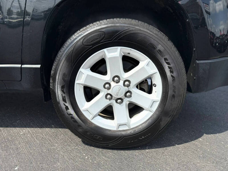 2015 GMC Acadia SLE-1