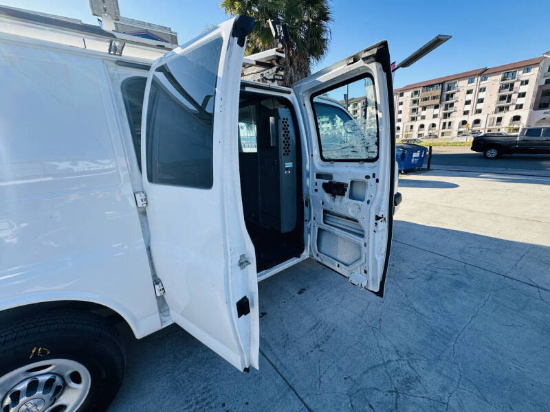2014 Chevrolet Express 2500