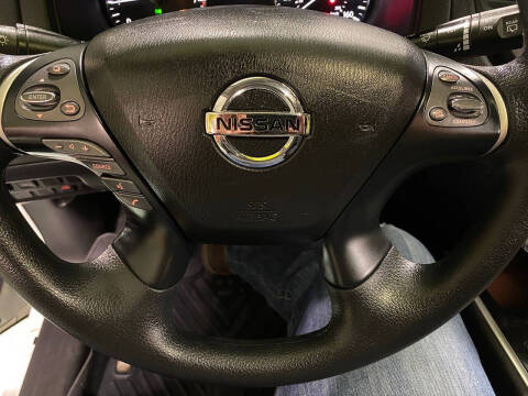 2017 Nissan Pathfinder S