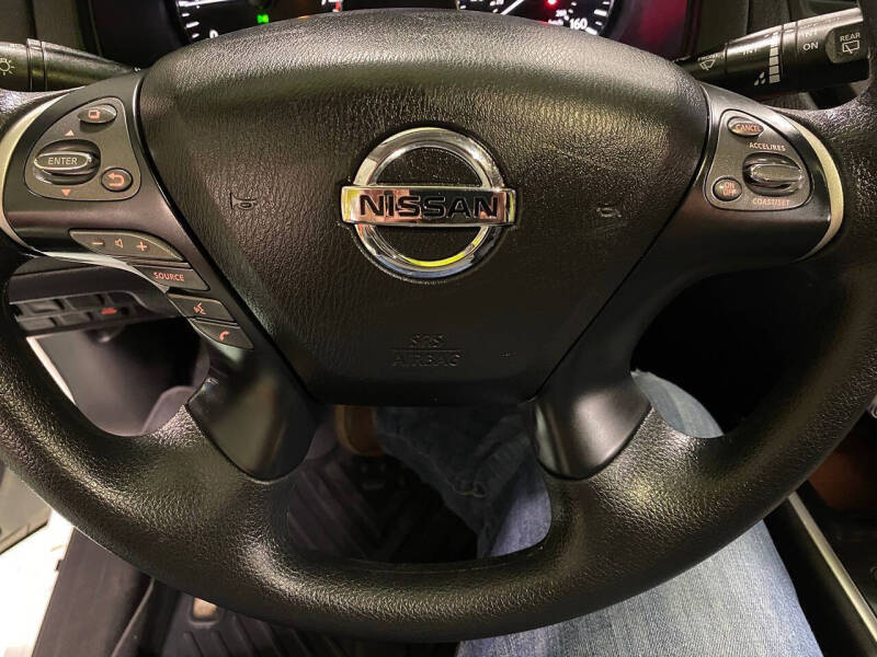 2017 Nissan Pathfinder S