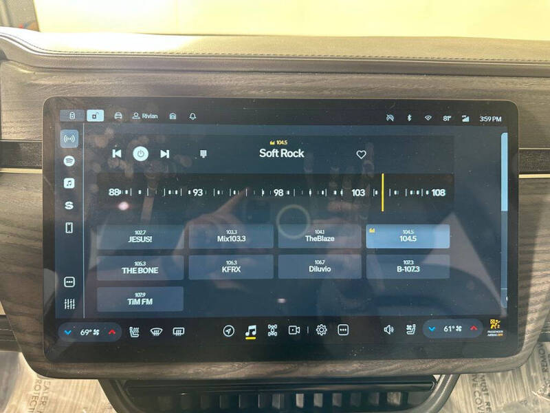 2023 Rivian R1S Launch Edition
