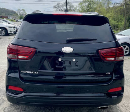 2019 Kia Sorento S V6