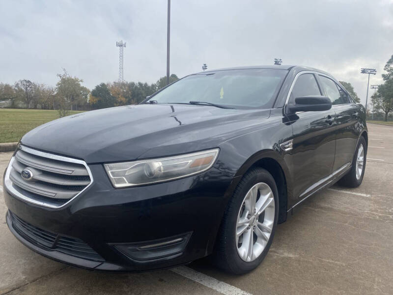 2014 Ford Taurus SEL's photo