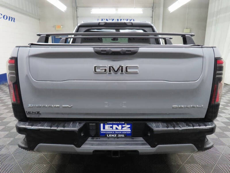 2025 GMC Sierra EV Denali