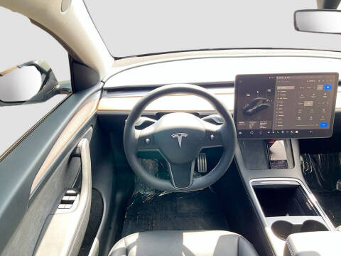 2024 Tesla Model Y Performance